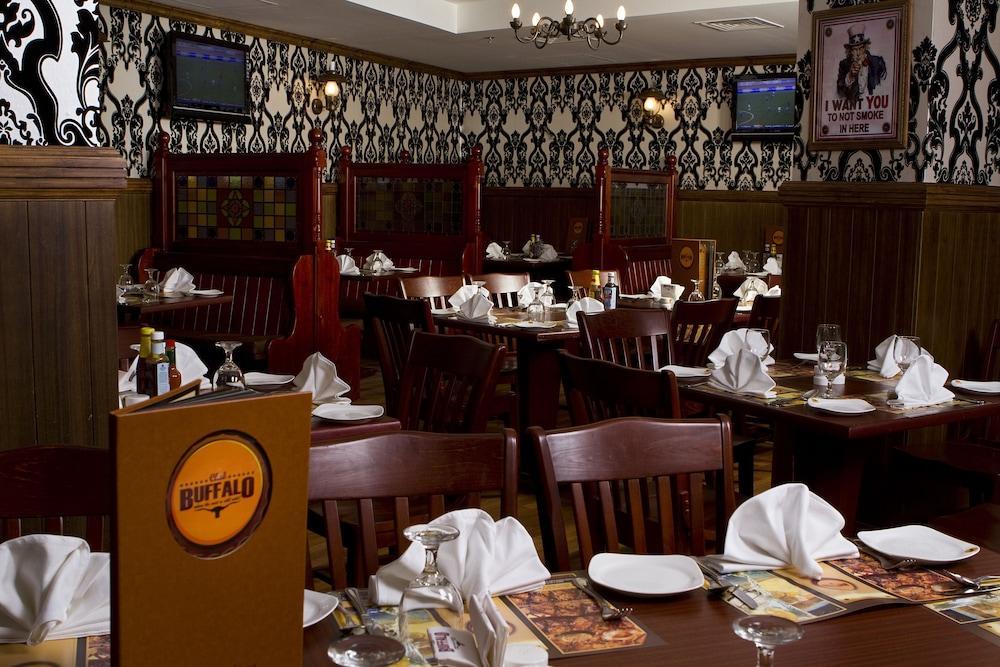 Ramee California Hotel Манама Екстериор снимка