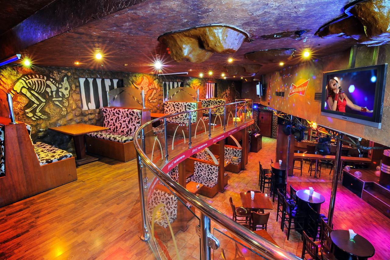 Ramee California Hotel Манама Екстериор снимка
