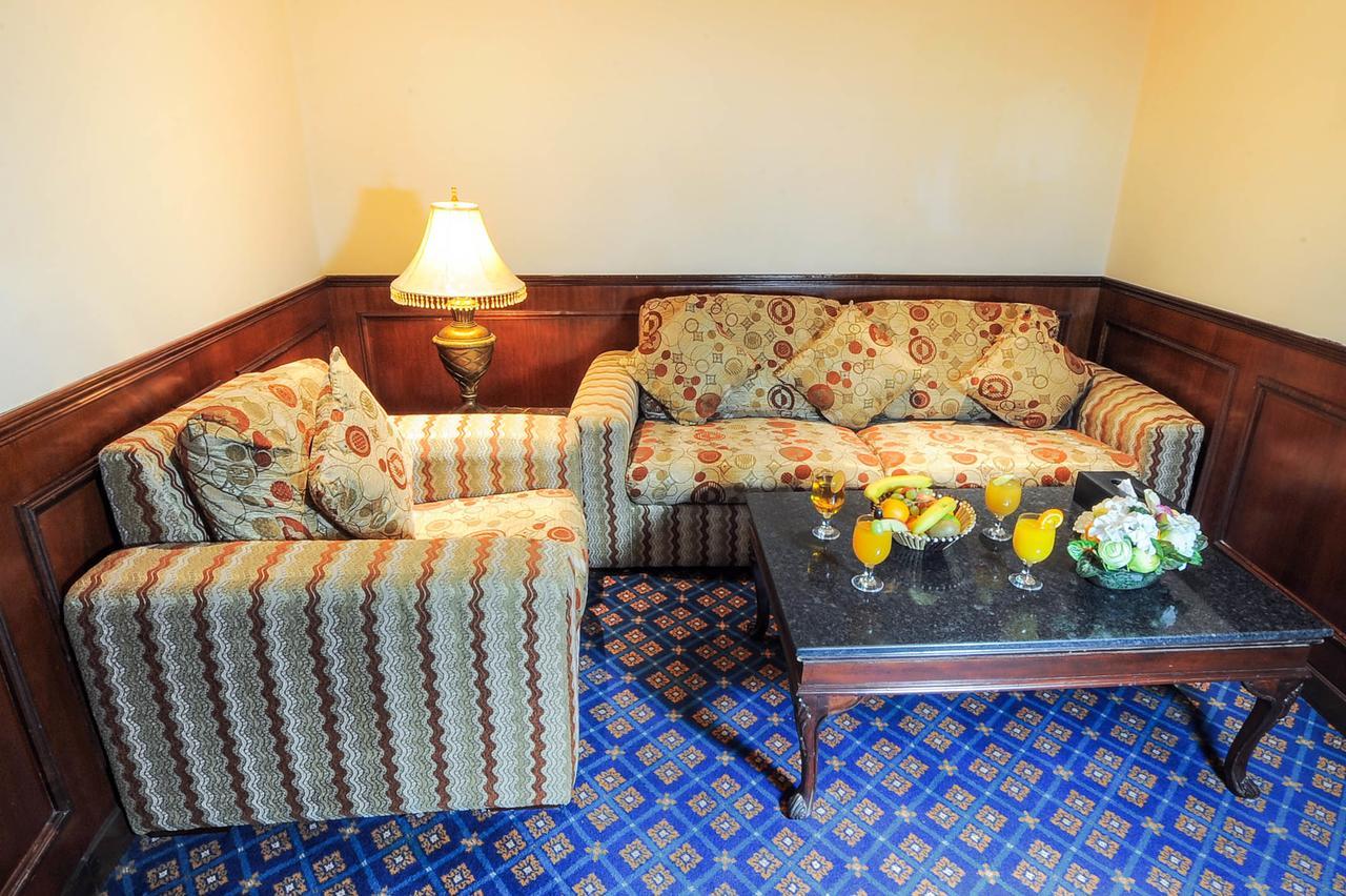 Ramee California Hotel Манама Екстериор снимка