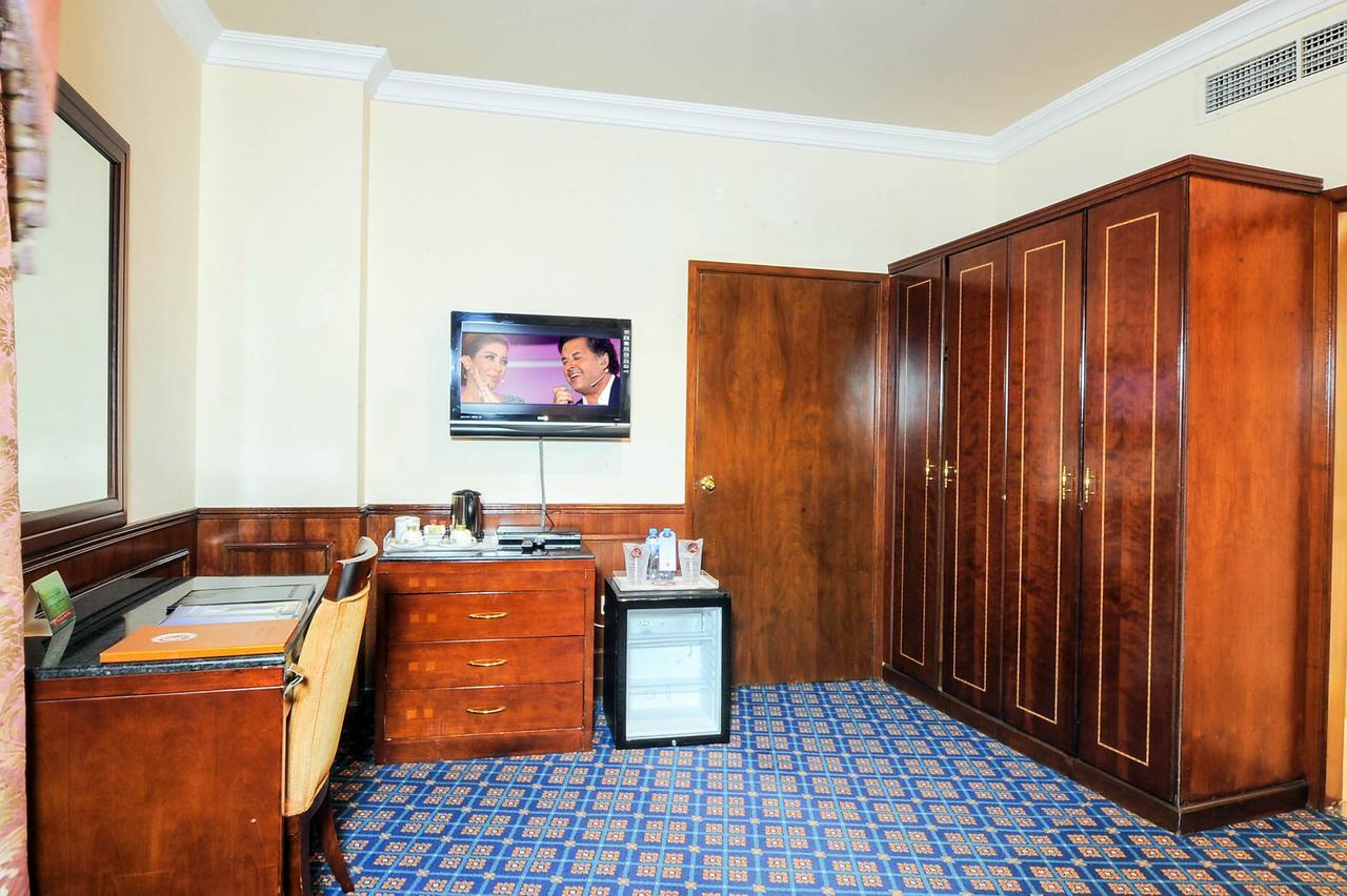Ramee California Hotel Манама Екстериор снимка