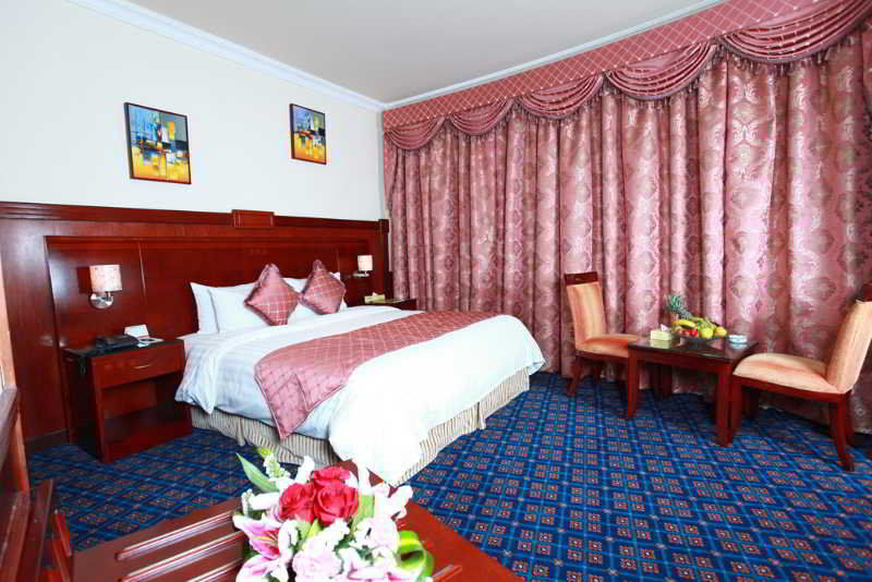 Ramee California Hotel Манама Екстериор снимка